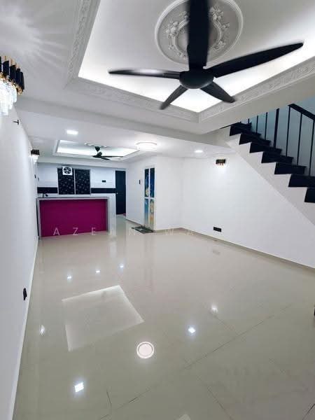 Rumah Teres 3-Tingkat untuk Dijual di Ampang (Selangor) - Azean Wahab - Living Room - PropertyGuru.com.my