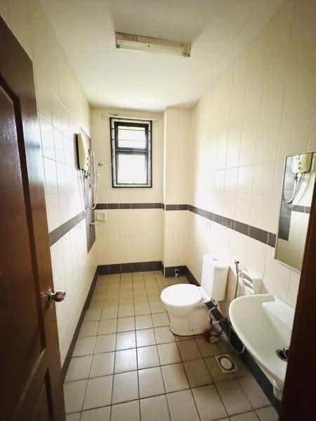 Semi-Detached House for Sale in Putrajaya (Putrajaya) - NoraFizah Gapar - Bathroom - PropertyGuru.com.my