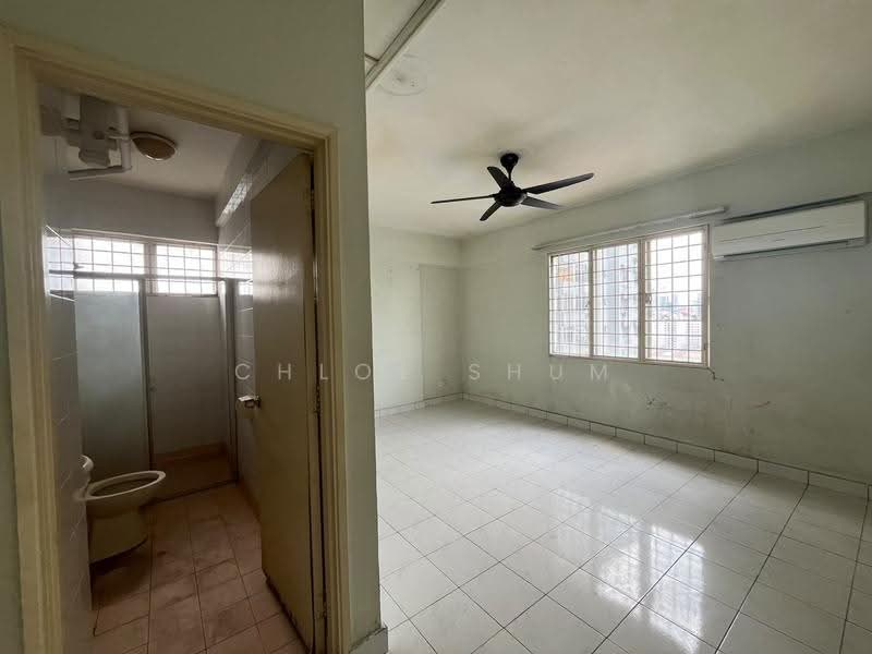 Condominium for Sale at Seri Mas Condominium - Chloe Shum - Bathroom - PropertyGuru.com.my