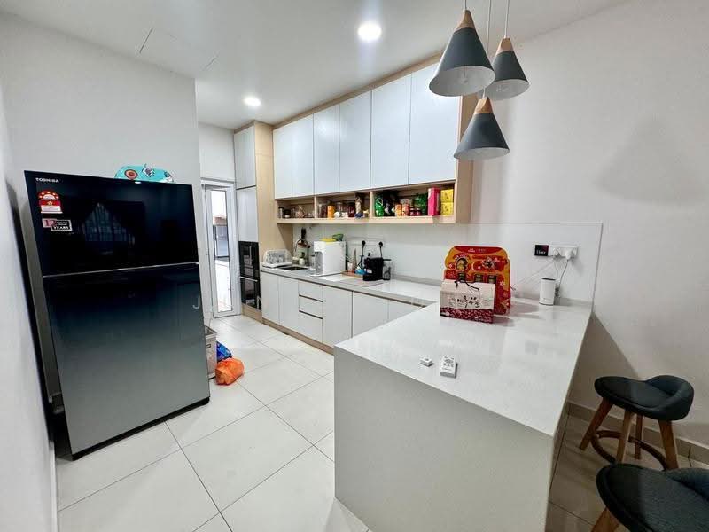Rumah Teres 2-Tingkat untuk Dijual di Bandar Gamuda Gardens (Rawang) - Junior Ong - Kitchen - PropertyGuru.com.my