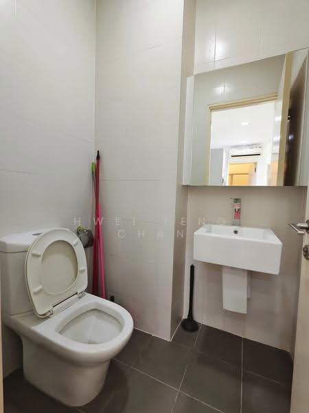 Kediaman Servis untuk Disewa di Garden Plaza - HWEI TENG CHAN - Bathroom - PropertyGuru.com.my