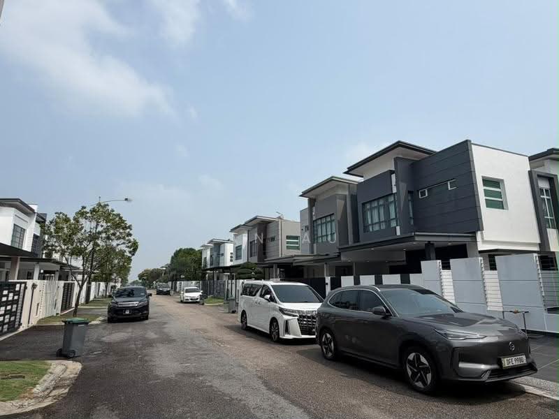 Rumah Berkembar untuk Dijual di Setia Tropika (Johor Bahru) - JAN AU - Exterior - PropertyGuru.com.my