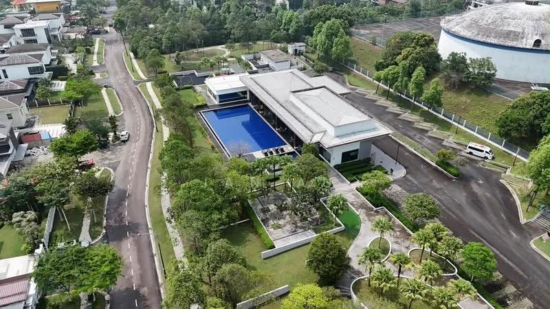 Rumah Berkembar untuk Dijual di Setia Tropika (Johor Bahru) - JAN AU - Exterior - PropertyGuru.com.my