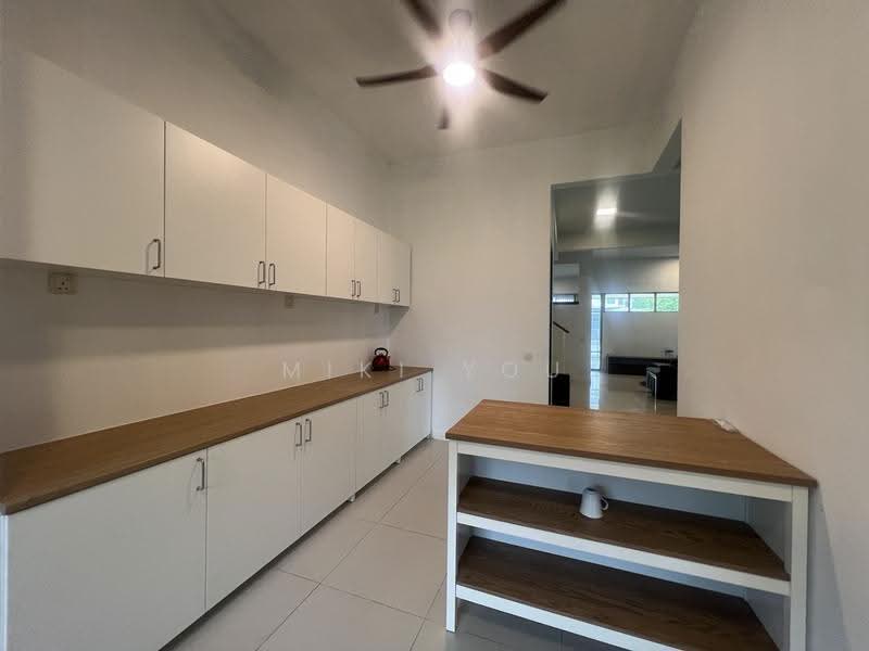2-storey Terraced House for Rent in Bandar Saujana Putra (Tanjong Duabelas) - Miki You - Kitchen - PropertyGuru.com.my