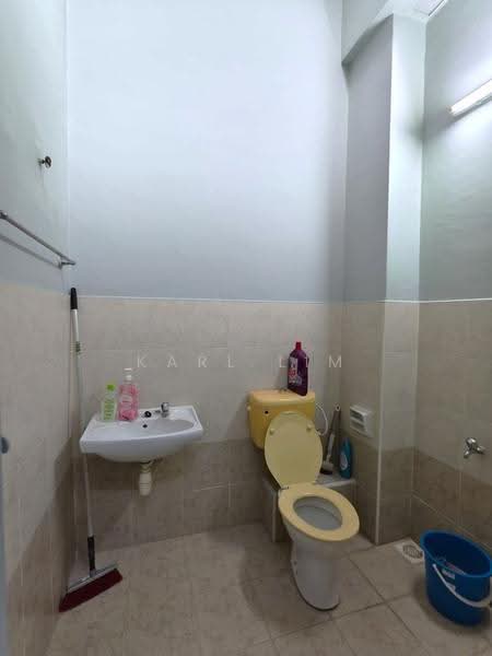 2-storey Terraced House for Sale in Bukit Indah (Iskandar Puteri (Nusajaya)) - Karl Lim - Bathroom - PropertyGuru.com.my