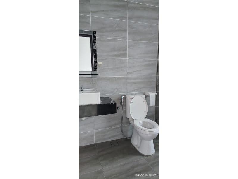 Service Residence for Rent at KSL Residence @ Daya - Thea Lai - Bathroom - PropertyGuru.com.my