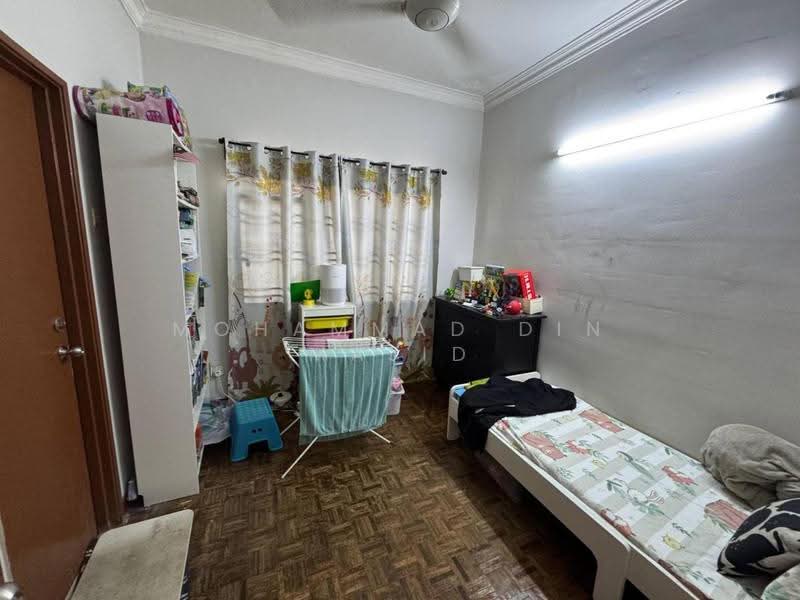 2-storey Terraced House for Sale in Taman Pinggiran Usj (Subang Jaya) - Mohammad Din Majid - PropertyGuru.com.my