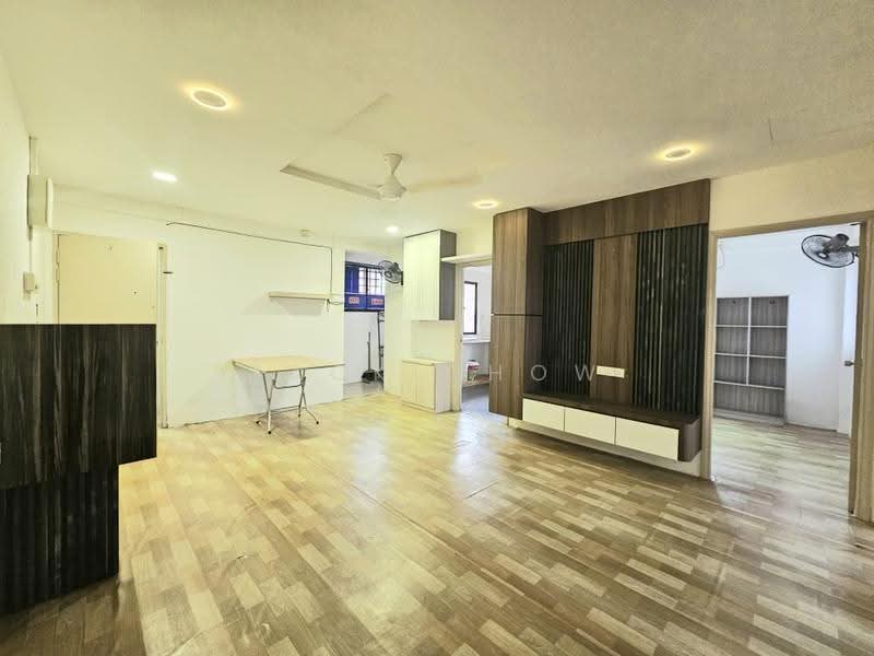 Pangsapuri untuk Dijual di Sri Delima - Zack Chow - Living Room - PropertyGuru.com.my