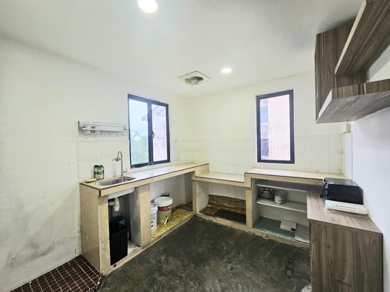 Pangsapuri untuk Dijual di Sri Delima - Zack Chow - Kitchen - PropertyGuru.com.my