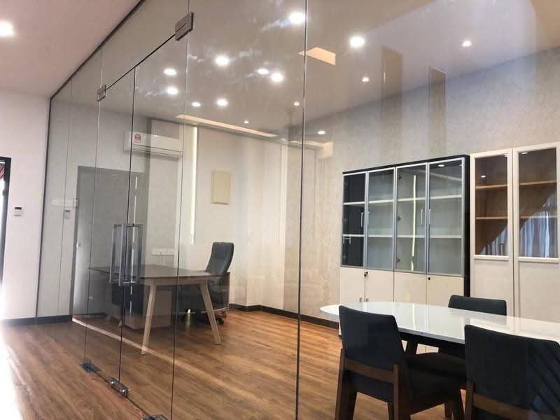 Rumah Berkembar untuk Disewa di Taman Desa Tebrau (Tebrau) - Max Loh - Study - PropertyGuru.com.my