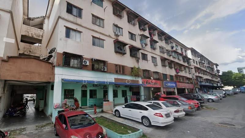 Shop for Sale in Seri Kembangan (Selangor) - Den Ong - Exterior - PropertyGuru.com.my