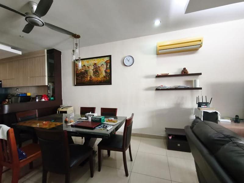 Rumah Teres 2-Tingkat untuk Dijual di Taman Perling (Perling) - Victor Tan - Dining Room - PropertyGuru.com.my
