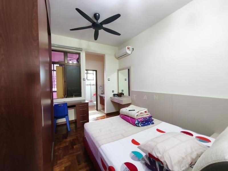 Rumah Teres 2-Tingkat untuk Dijual di Taman Perling (Perling) - Victor Tan - Bedroom - PropertyGuru.com.my