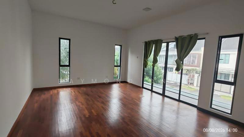 Rumah Teres 2-Tingkat untuk Dijual di Abadi Heights (Puchong) - Raymond Ong - Living Room - PropertyGuru.com.my