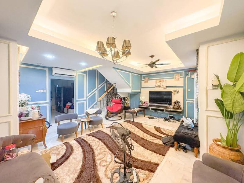 2-storey Terraced House for Sale in Seri Kembangan (Selangor) - Danial Mohd Zaki - Living Room - PropertyGuru.com.my