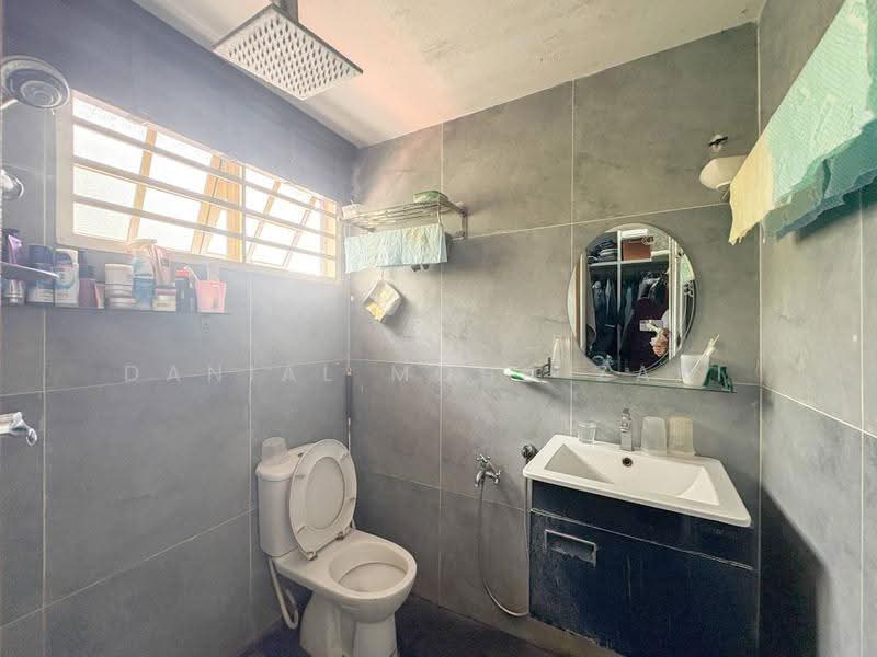 2-storey Terraced House for Sale in Seri Kembangan (Selangor) - Danial Mohd Zaki - PropertyGuru.com.my
