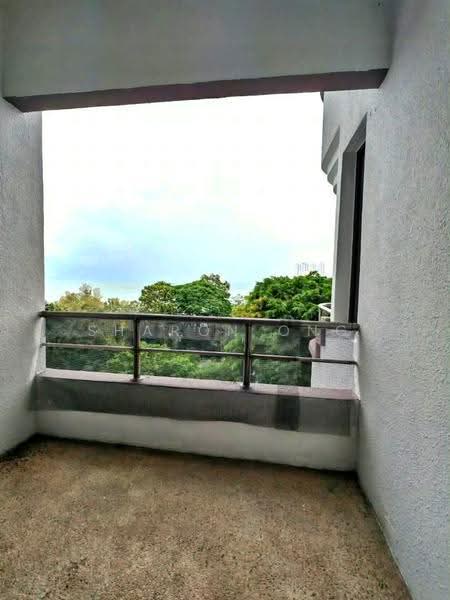 Kondominium untuk Dijual di Marina Tower (Ratu Mutiara) - Sharon Ong - Balcony - PropertyGuru.com.my