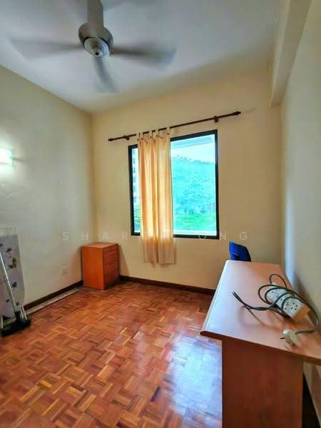 Kondominium untuk Dijual di Marina Tower (Ratu Mutiara) - Sharon Ong - Study - PropertyGuru.com.my