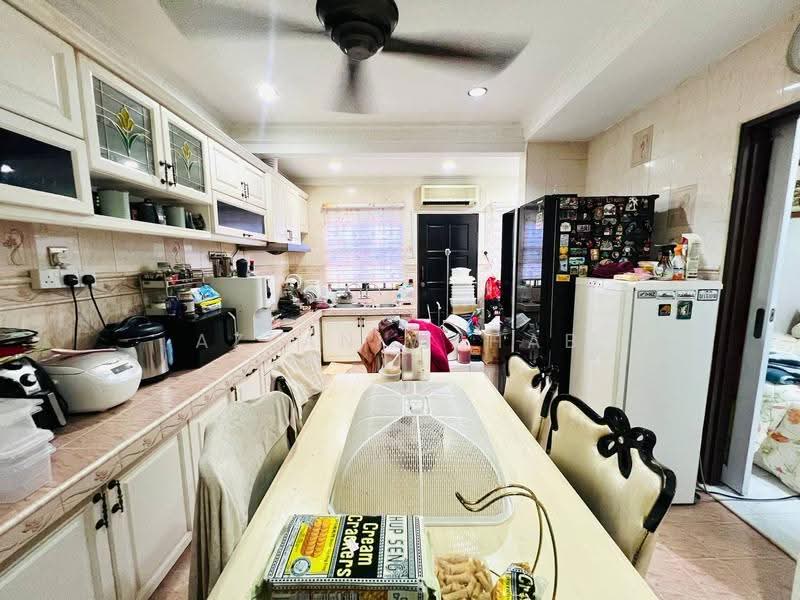 2-storey Terraced House for Sale in Bangi (Selangor) - Azean Wahab - Kitchen - PropertyGuru.com.my