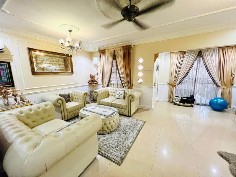2-storey Terraced House for Sale in Bangi (Selangor) - Azean Wahab - Living Room - PropertyGuru.com.my