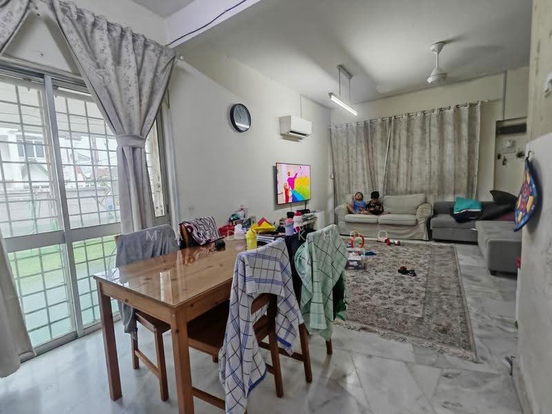 2-storey Terraced House for Sale in Wangsa Melawati (Wangsa Maju) - Mandy Khoo - Living Room - PropertyGuru.com.my