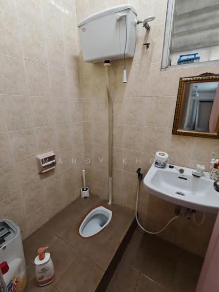 2-storey Terraced House for Sale in Wangsa Melawati (Wangsa Maju) - Mandy Khoo - Bathroom - PropertyGuru.com.my