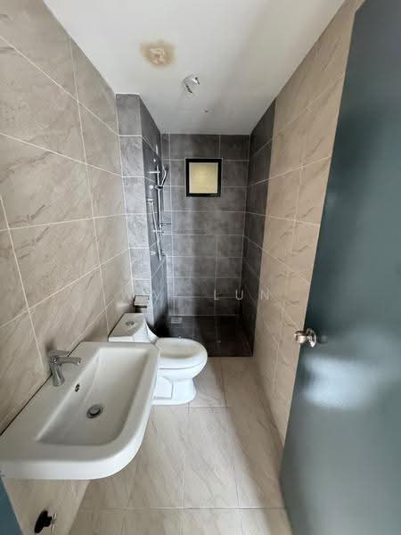 Condominium for Sale at The Hipster - Wai Lun - Bathroom - PropertyGuru.com.my