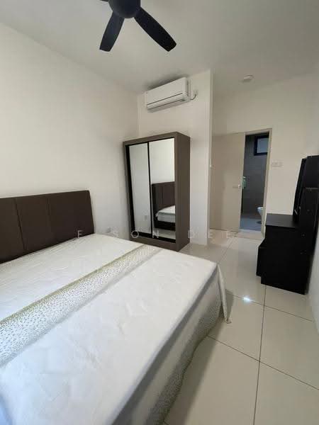 Service Residence for Rent at Vivo Executive Apartment - Elson Dee - Bedroom - PropertyGuru.com.my