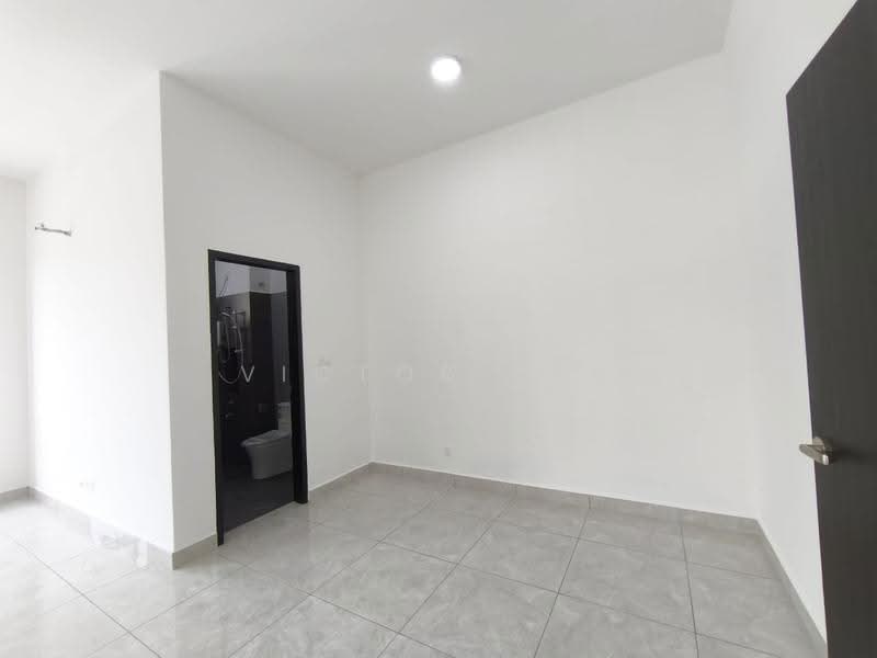 2-storey Terraced House for Rent in Taman Impian Emas (Skudai) - Victor Tan - Bathroom - PropertyGuru.com.my