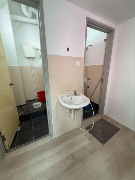 Kedai / Pejabat untuk Disewa di Taman Ungku Tun Aminah (Skudai) - Thea Lai - Bathroom - PropertyGuru.com.my