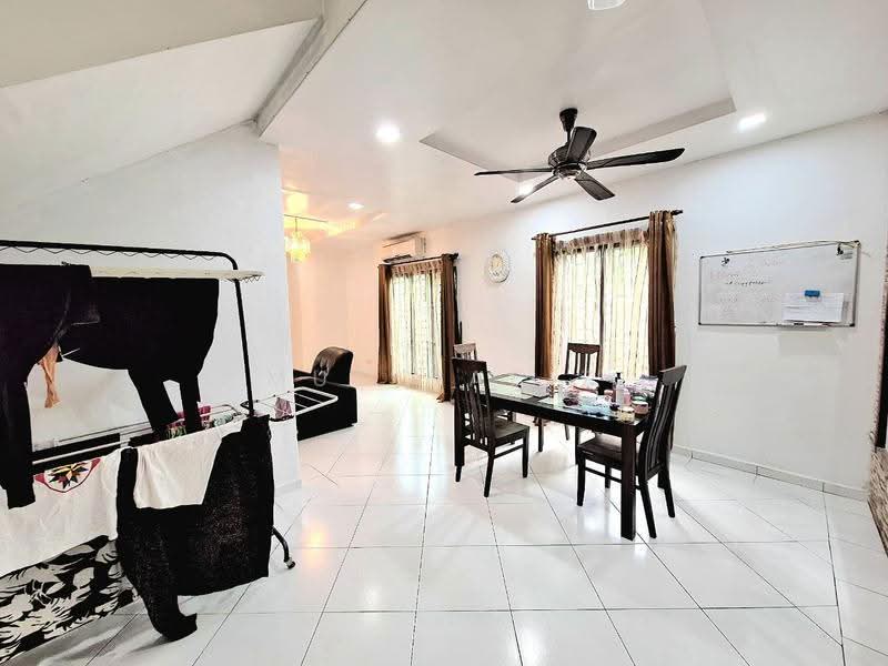 Rumah Teres 2.5-Tingkat untuk Dijual di Kampung Jawa (Klang) - Muz Hafiz - PropertyGuru.com.my