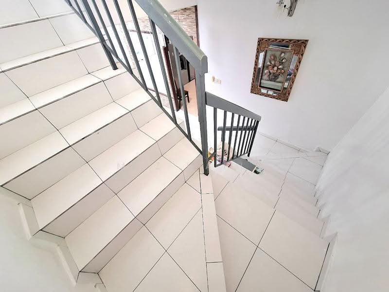 Rumah Teres 2.5-Tingkat untuk Dijual di Kampung Jawa (Klang) - Muz Hafiz - PropertyGuru.com.my