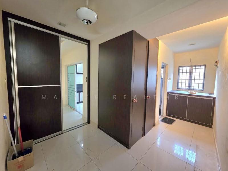 2-storey Terraced House for Sale in Bandar Teknologi Kajang (Kajang) - Maznee Realtor - Interior - PropertyGuru.com.my
