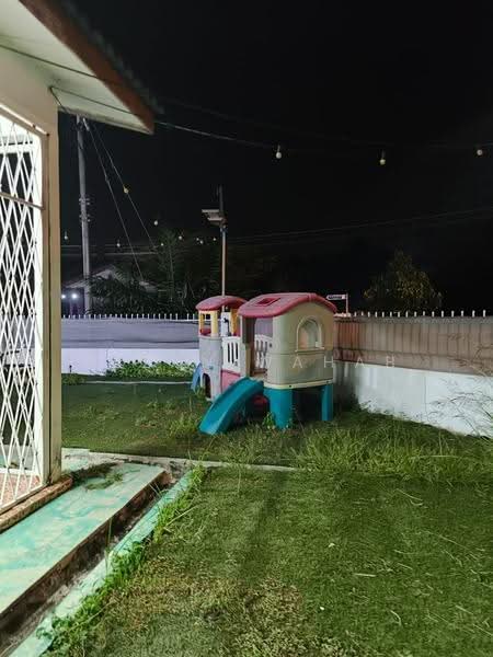 1-storey Terraced House for Sale in Sepang (Selangor) - Azean Wahab - Garden - PropertyGuru.com.my