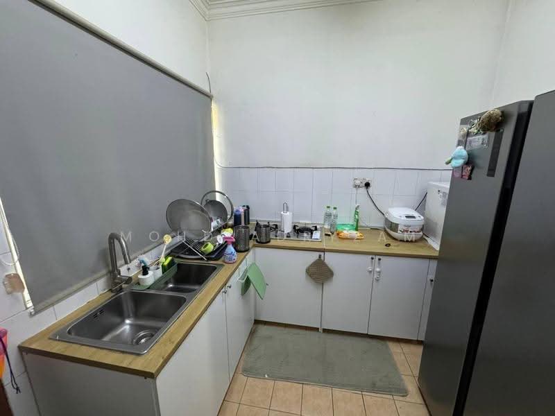 Rumah Teres 2-Tingkat untuk Dijual di Seksyen 26 (Shah Alam) - Mohd Adryzam - Kitchen - PropertyGuru.com.my
