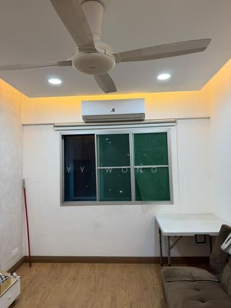 Apartment for Rent at Pangsapuri Cemara - YY Wong - Living Room - PropertyGuru.com.my