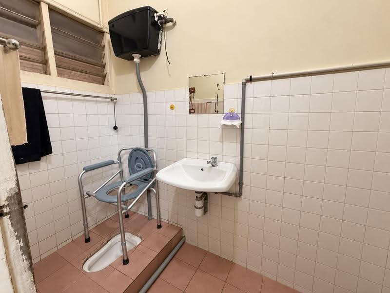 Rumah Teres 2-Tingkat untuk Dijual di Taman Midah (Cheras) - Joly Liew - Bathroom - PropertyGuru.com.my