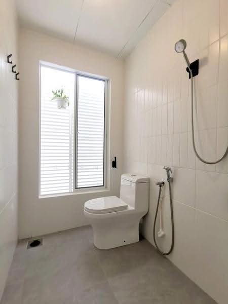 2-storey Terraced House for Rent in Usj 2 (Subang Jaya) - Leena Tan - Bathroom - PropertyGuru.com.my
