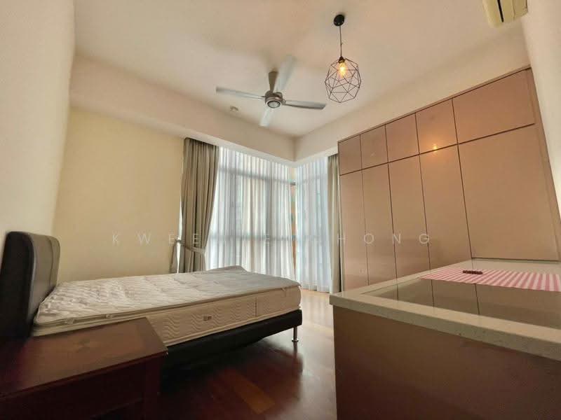 Kondominium untuk Dijual di Hampshire Residences - Kweenie Chong - Bedroom - PropertyGuru.com.my