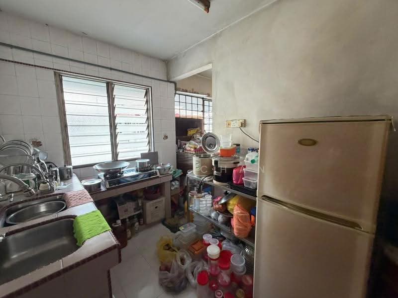 Flat for Sale at Jinjang Selatan - Eliz Chan - Kitchen - PropertyGuru.com.my