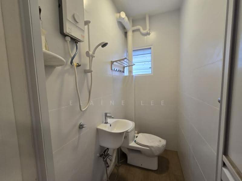 Condominium for Sale at Springfield Condominium - Elaine Lee - Bathroom - PropertyGuru.com.my