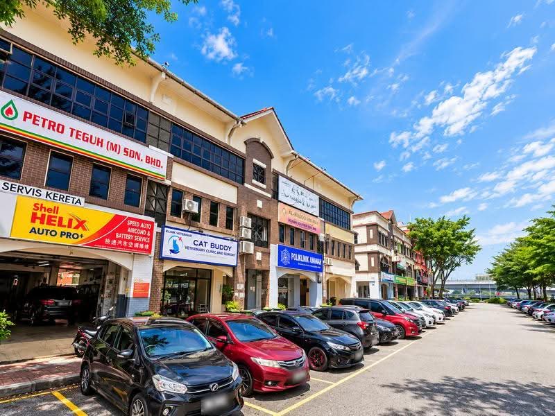 Kedai / Pejabat untuk Disewa di Seksyen 8 (Kota Damansara) - Yan Lu - PropertyGuru.com.my