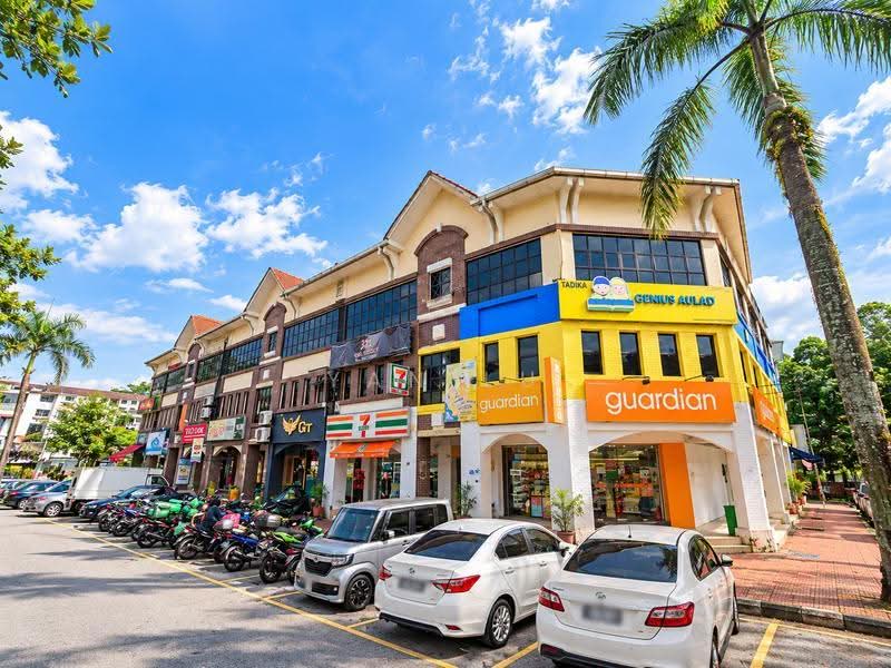 Kedai / Pejabat untuk Disewa di Seksyen 8 (Kota Damansara) - Yan Lu - Exterior - PropertyGuru.com.my