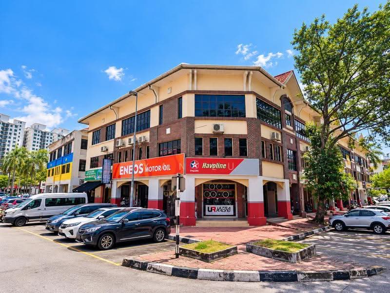 Kedai / Pejabat untuk Disewa di Seksyen 8 (Kota Damansara) - Yan Lu - PropertyGuru.com.my