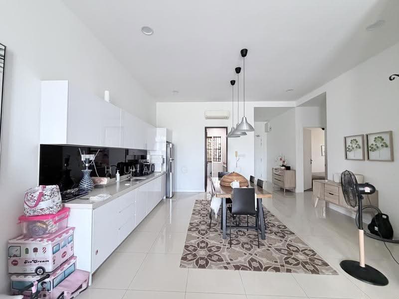 Kondominium untuk Disewa di Isle of Kamares - Huang Hong - Kitchen - PropertyGuru.com.my