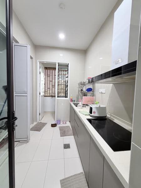 Kondominium untuk Disewa di Isle of Kamares - Huang Hong - Kitchen - PropertyGuru.com.my