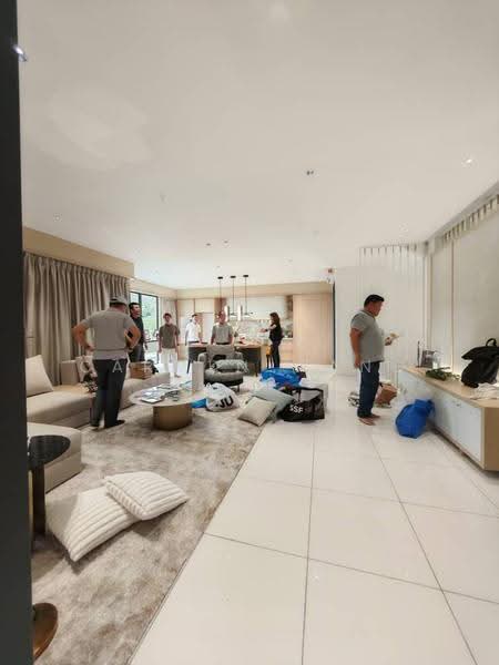 Rumah Berkembar untuk Dijual di Sungai Buloh (Selangor) - Carmen Wang - Living Room - PropertyGuru.com.my