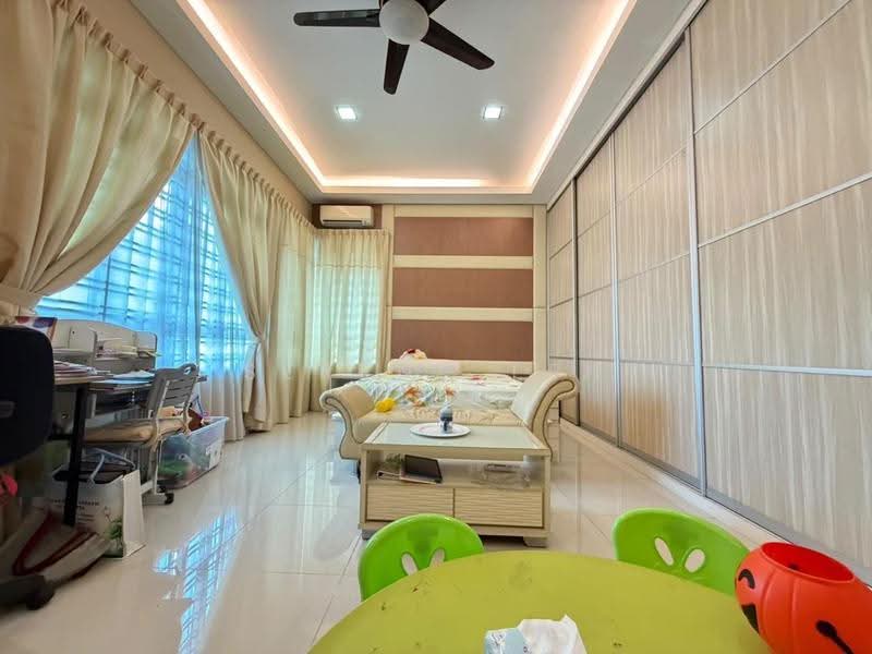 Semi-Detached House for Sale in Taman Kulai Utama (Kulai) - Serene Teh - Bedroom - PropertyGuru.com.my