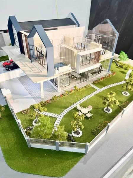 Rumah Berkembar untuk Dijual di Taman Megah (Pontian) - Saedah Napisah - Exterior - PropertyGuru.com.my