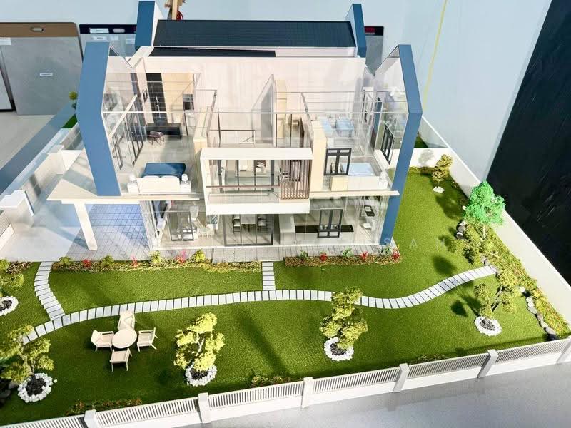 Rumah Berkembar untuk Dijual di Taman Megah (Pontian) - Saedah Napisah - Exterior - PropertyGuru.com.my